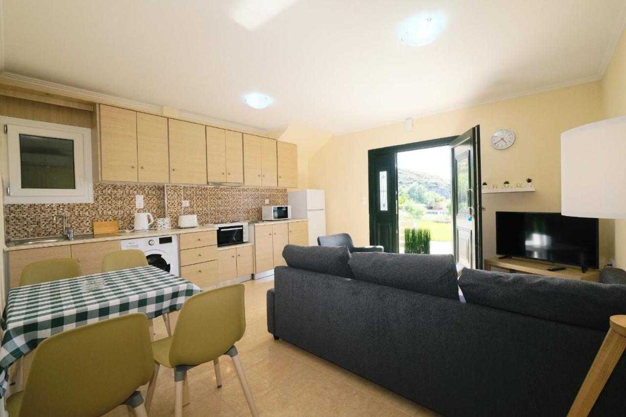 Captains View Apartments Плати Экстерьер фото